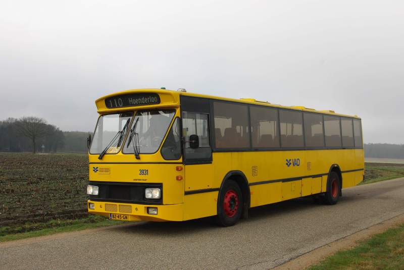 Historische bus beschikbaar voor verhuur in regio Oost-Nederland
